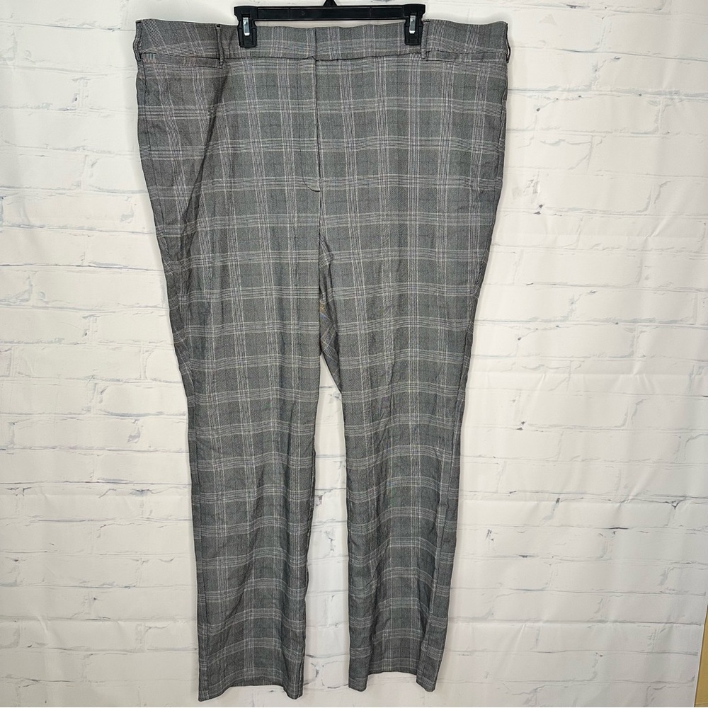 Women’s Lane Bryant‎ Size 28 Straight Leg High Rise Pants - Brand New With Tags!